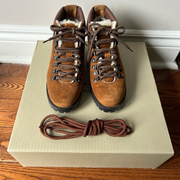 MaxMara Weekend winter ankle boots, size 35 - Picture 2 of 9